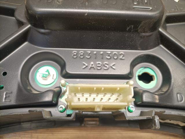 bontott OPEL CORSA C Kilométeróra