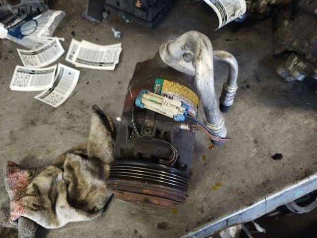 bontott OPEL CORSA C Klímakompresszor