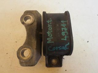 bontott OPEL CORSA C Motor Tartó Bak Jobb