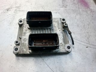 bontott OPEL CORSA C Motorvezérlő