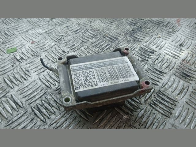 bontott OPEL CORSA C Motorvezérlő