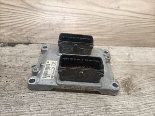 bontott OPEL CORSA C Motorvezérlő