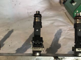 bontott OPEL CORSA C Porlasztó Sor / Híd