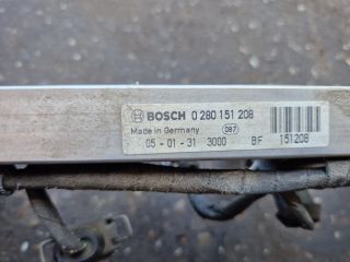 bontott OPEL CORSA C Porlasztó Sor / Híd