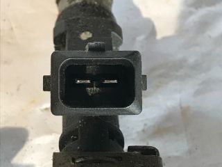 bontott OPEL CORSA C Porlasztó Sor / Híd