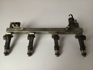 bontott OPEL CORSA C Porlasztó Sor / Híd