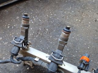 bontott OPEL CORSA C Porlasztó Sor / Híd