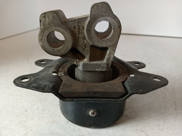 bontott OPEL CORSA C Váltó Tartó Bak (Pozíciófüggetlen)