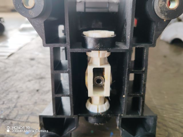 bontott OPEL CORSA C Váltó Kulissza