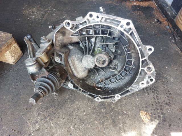 bontott OPEL CORSA C Váltó (Mechanikus)