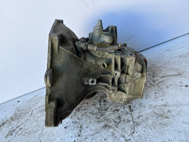 bontott OPEL CORSA C Váltó (Mechanikus)