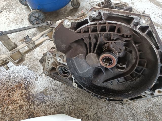 bontott OPEL CORSA C Váltó (Mechanikus)