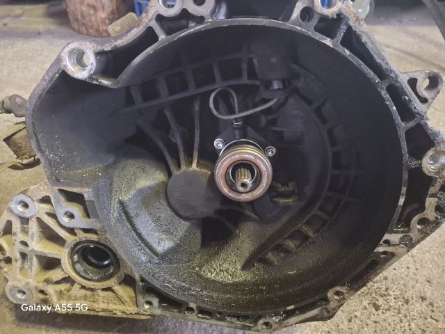 bontott OPEL CORSA C Váltó (Mechanikus)