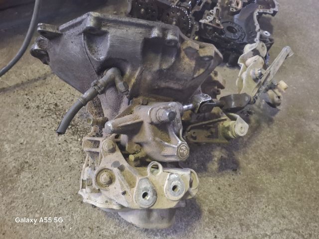 bontott OPEL CORSA C Váltó (Mechanikus)