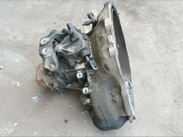 bontott OPEL CORSA C Váltó (Mechanikus)