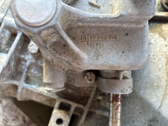 bontott OPEL CORSA C Váltó (Mechanikus)