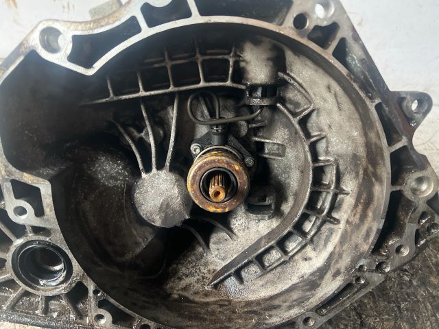 bontott OPEL CORSA C Váltó (Mechanikus)