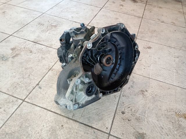 bontott OPEL CORSA C Váltó (Mechanikus)
