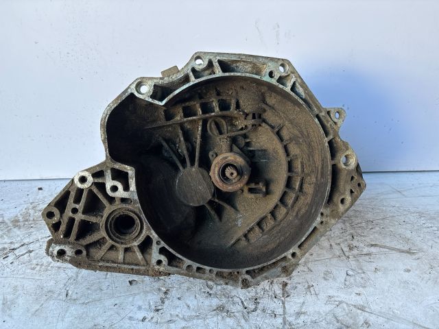bontott OPEL CORSA C Váltó (Mechanikus)