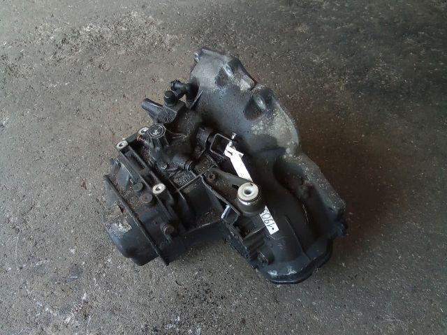 bontott OPEL CORSA C Váltó (Mechanikus)