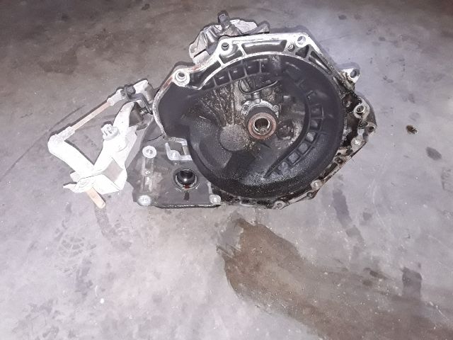 bontott OPEL CORSA C Váltó (Mechanikus)
