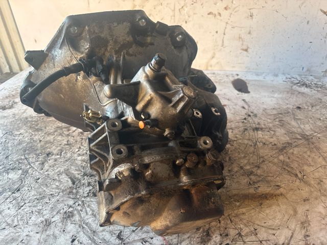 bontott OPEL CORSA C Váltó (Mechanikus)