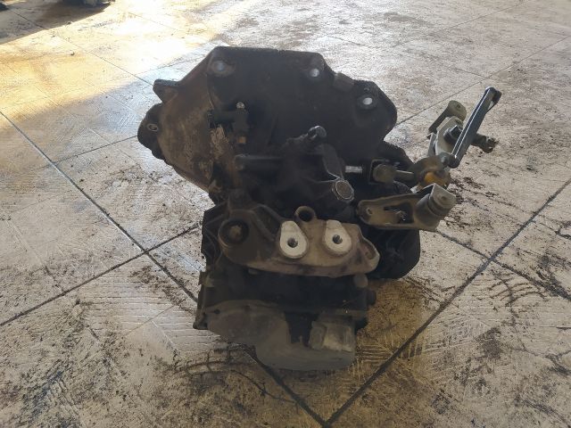 bontott OPEL CORSA C Váltó (Mechanikus)