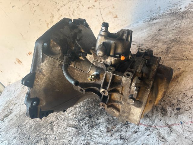 bontott OPEL CORSA C Váltó (Mechanikus)
