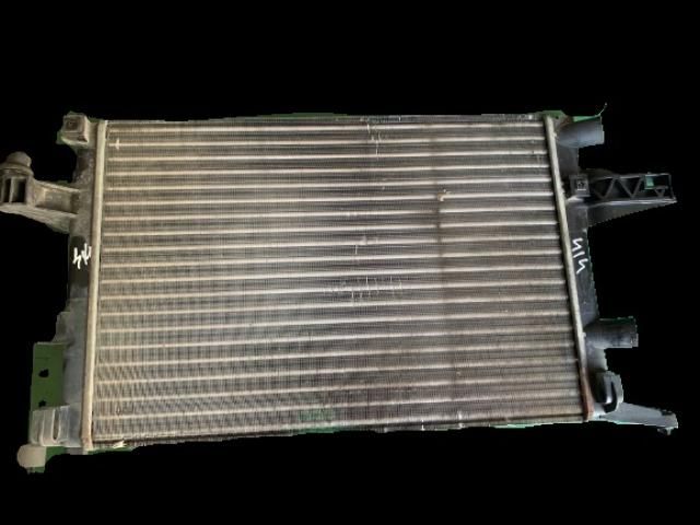 bontott OPEL CORSA C Vízhűtő Radiátor (Klímás)