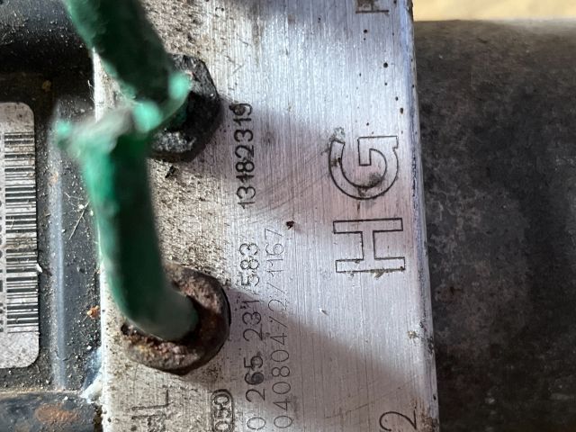 bontott OPEL CORSA C ABS Kocka