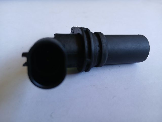 bontott OPEL CORSA C Főtengely Fordulatszám Jeladó