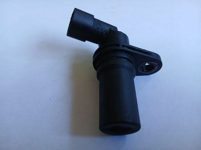 bontott OPEL CORSA C Főtengely Fordulatszám Jeladó