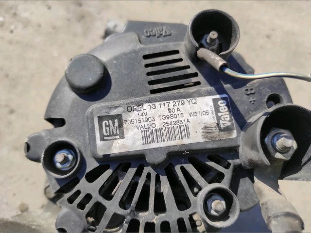 bontott OPEL CORSA C Generátor