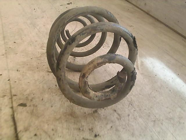 bontott OPEL CORSA C Hátsó Rugó