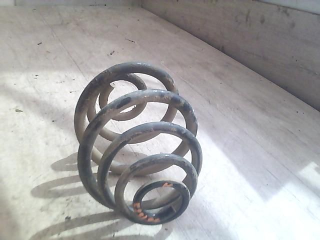 bontott OPEL CORSA C Hátsó Rugó