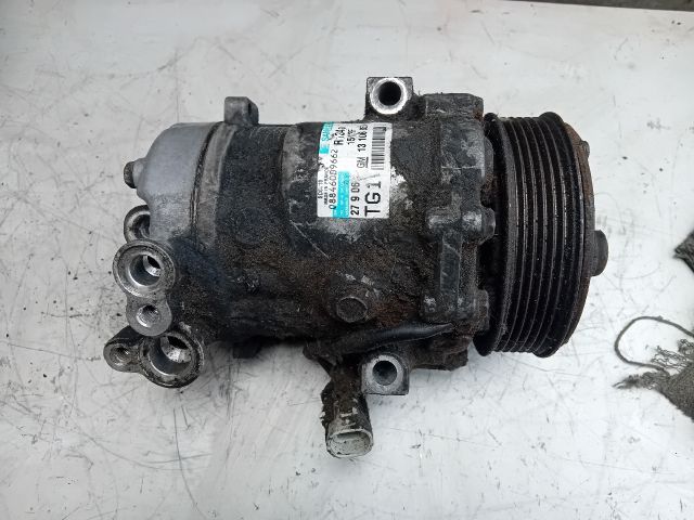bontott OPEL CORSA C Klímakompresszor