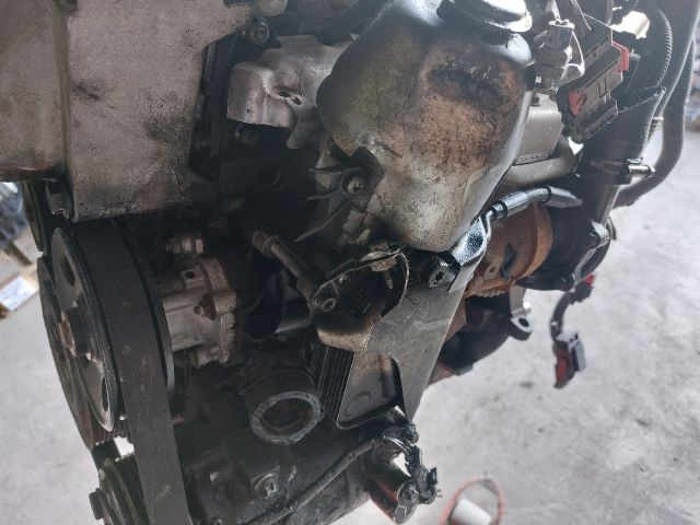 bontott OPEL CORSA C Komplett Motor (Segédberendezésekkel)