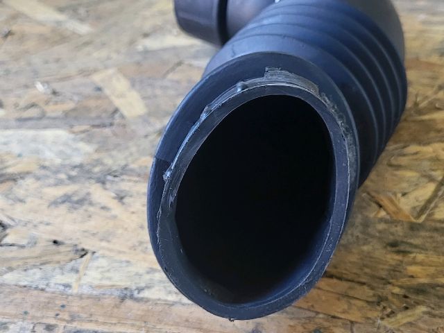 bontott OPEL CORSA C Légbeömlő Cső