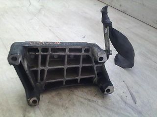 bontott OPEL CORSA C Motor Tartó Bak (Fém)