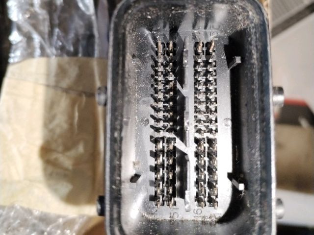 bontott OPEL CORSA C Motorvezérlő