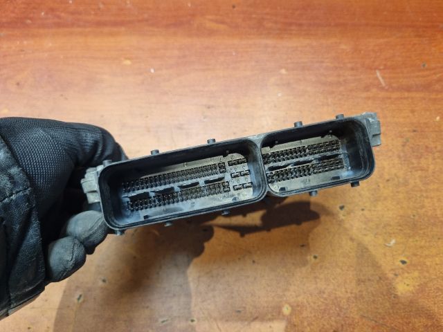 bontott OPEL CORSA C Motorvezérlő