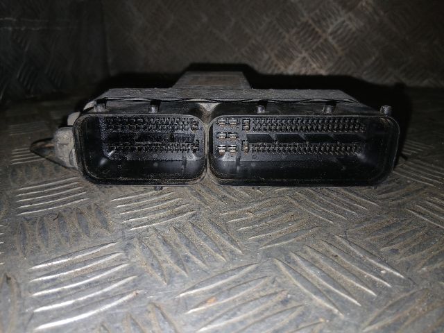 bontott OPEL CORSA C Motorvezérlő