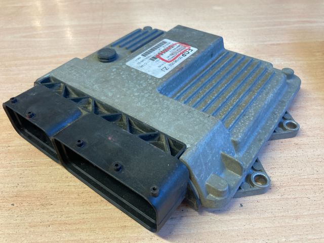 bontott OPEL CORSA C Motorvezérlő