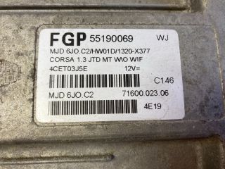 bontott OPEL CORSA C Motorvezérlő