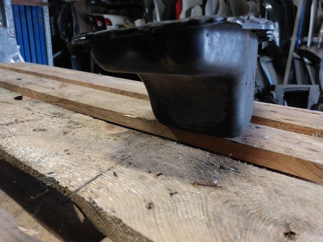 bontott OPEL CORSA C Olajteknő