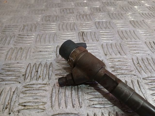 bontott OPEL CORSA C Porlasztó (1 db)