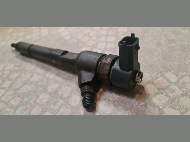 bontott OPEL CORSA C Porlasztó (1 db)