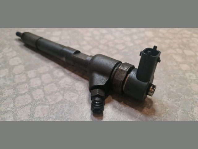 bontott OPEL CORSA C Porlasztó (1 db)