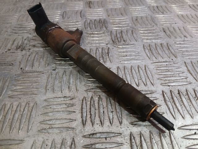 bontott OPEL CORSA C Porlasztó (1 db)