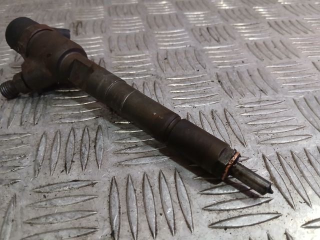 bontott OPEL CORSA C Porlasztó (1 db)